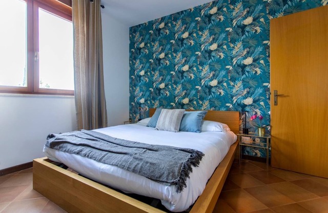 Emilia Elegant and Modern Two Steps from Rome