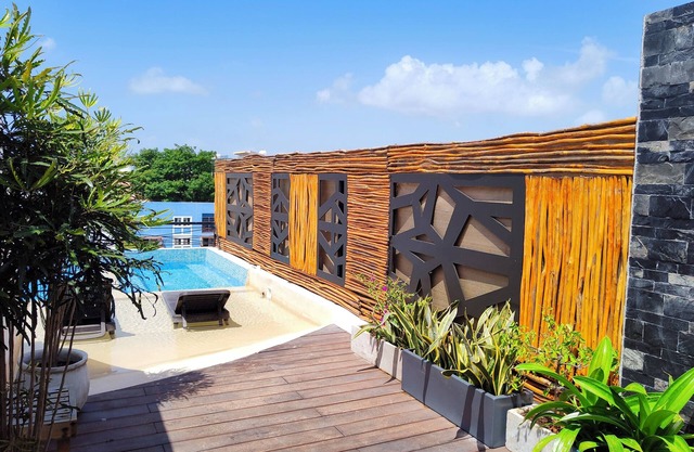 Emiliano 42 Condos Boutique