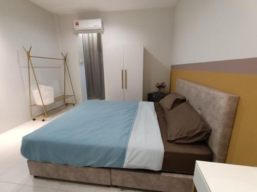 Empire Citystay at Moyan-4Queen