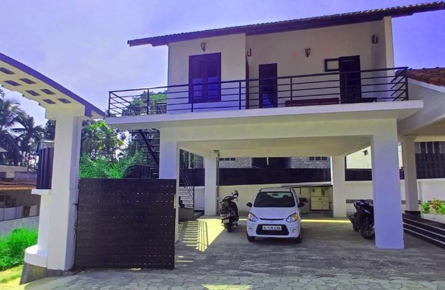 Empire Single Bedroom Villa with Common Pool
