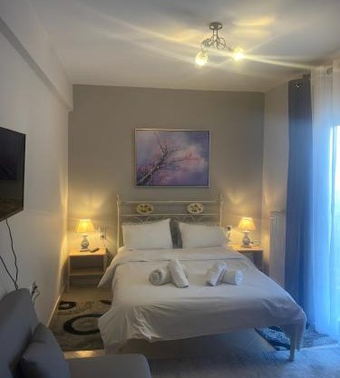 Emvelia Suites