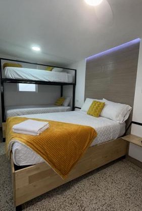 Encantadora Confortable Hab Familiar cerca Forum Majadas y Miraflores H14