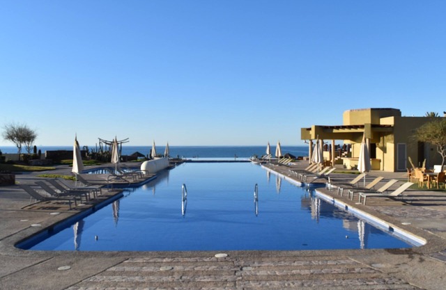 Encanto Living 1202 -4BR by Kivoya