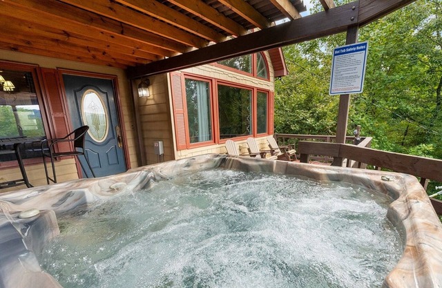 Enchanted Primrose 2 Bedroom Chalet by RedAwning