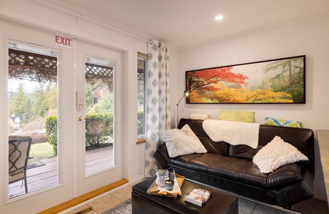 Enchanter Oceanview Suites