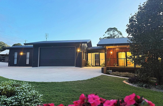 Enchanting Haven in the Heart of Mapleton, Sunshine Coast Hinterland