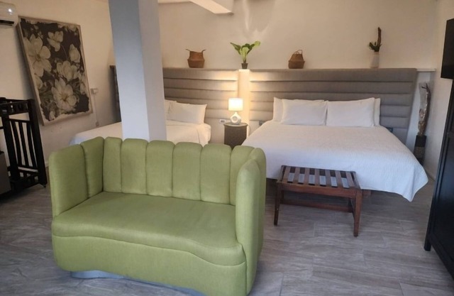 Enchanting Hideaway | Relaxing Spa escape | Nature Trail, Sulphur Spring, beach
