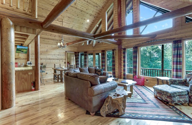 Enchanting log home with lots to do!