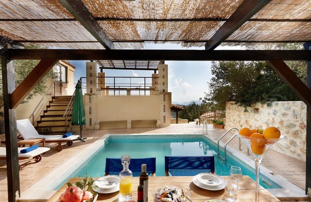 Encantadora villa con vistas al mar y piscina privada - disCrete Villa Triopetra