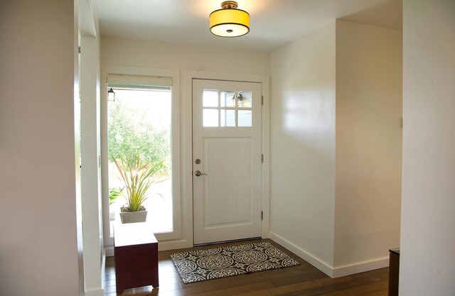 Enchanting Vineyard cottage nestled in the wine country!