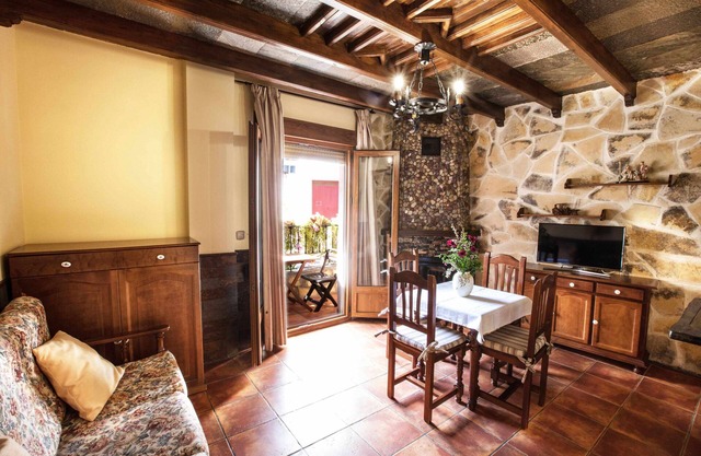 Aloj. rural Encinilla 2 personas spa y piscina