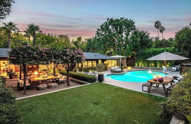 ENCINO RETREAT, Encino Retreat, Pool, Entire House