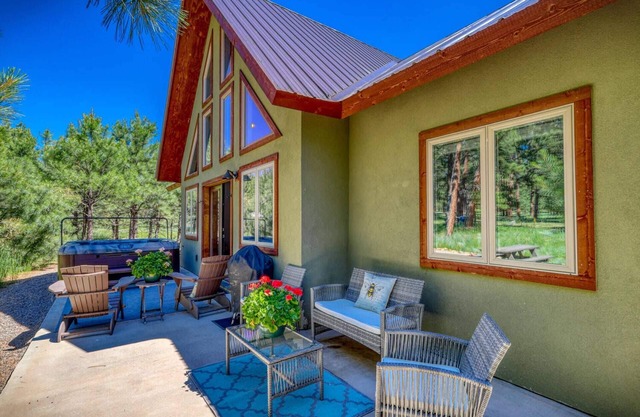 Last-Minute Summer Escape! 10% Discounts for August Only!