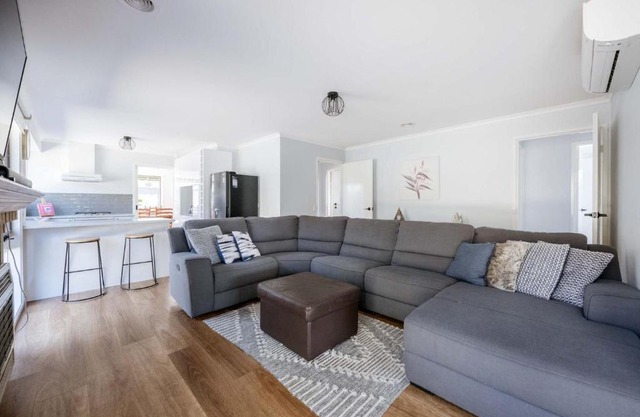 Endeavour Family Beach House