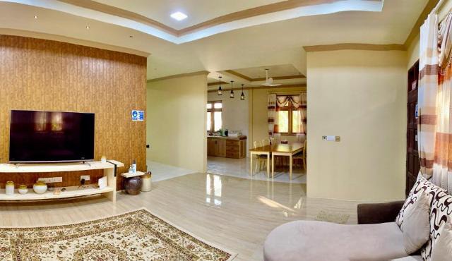 Endhaa, Divers Home