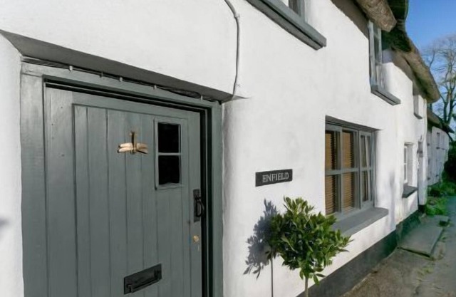 Enfield House Knowstone