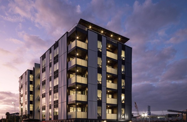 Enfield Lux- Brand New Apartment