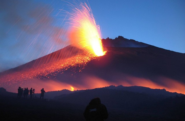 ENFLOR HOUSE - Etna y piscina