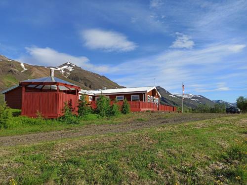 Engimyri Lodge