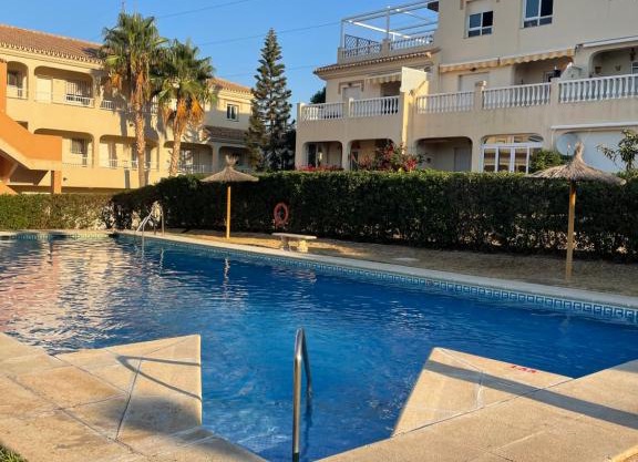 English Garden Apartment 344