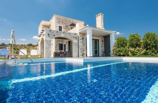 Enid Villa con piscina privada y vistas increíbles.