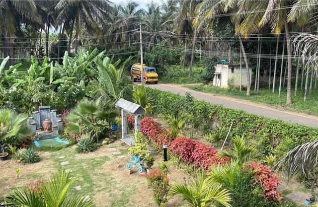 Enjoy 1 Acer Property Just For You