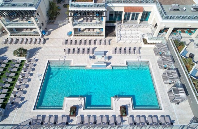 Enjoy a Hassle-free Stay! Beachfront Property w/ Pool, Pets Allowed, Parking!