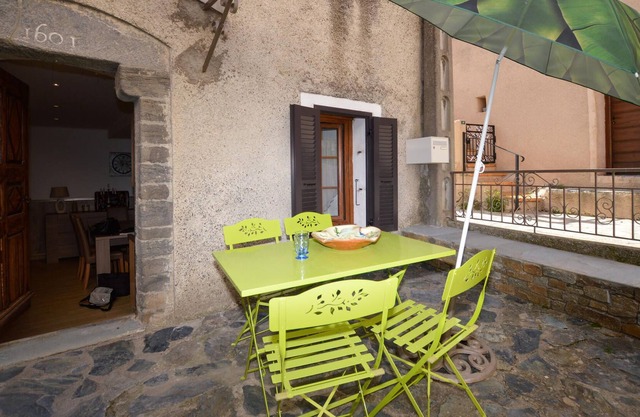 Alojamiento de 2 habitaciones en Poggio Mezzana