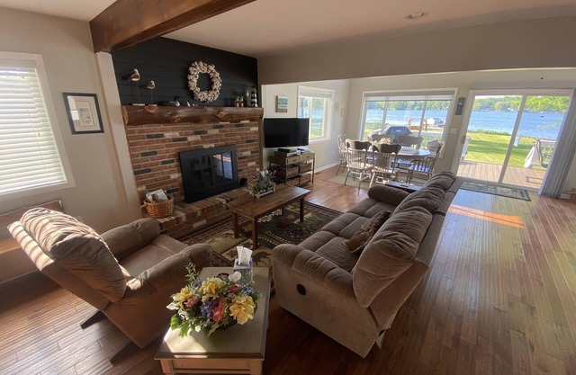 Enjoy A Restful Week Overlooking the Lake in Hale Michigan