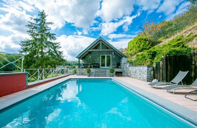 Enjoy Cottage - Holiday home with private swimming pool