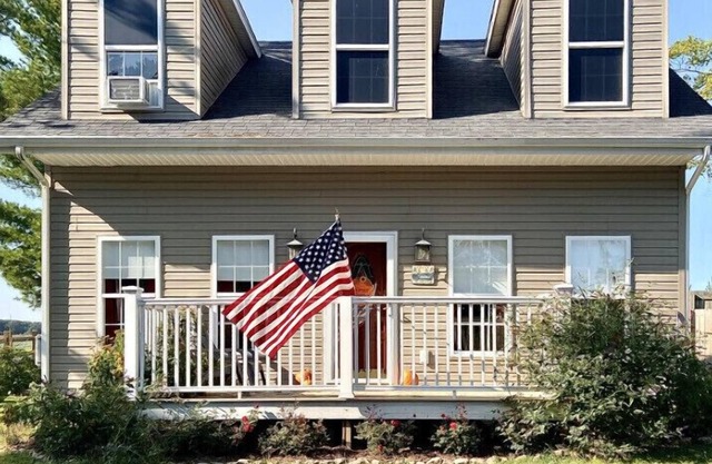 Disfrute de Deep Creek Lake y Cozy House, ubicados en frente del lago