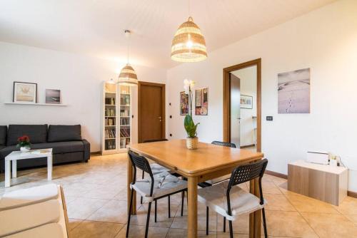 enJoy Home - Appartamento ampio, luminoso e immerso nel verde
