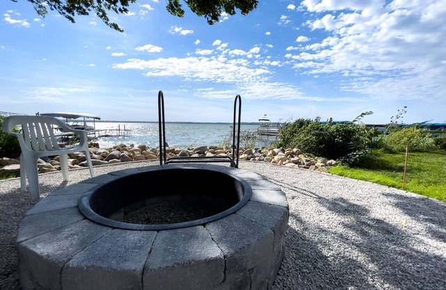 Enjoy lakefront living on Lake Kegonsa! - Under New Mgmt in 2025!