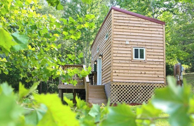 Enjoy Quiet and tranquility 2 private wooded acres!!!