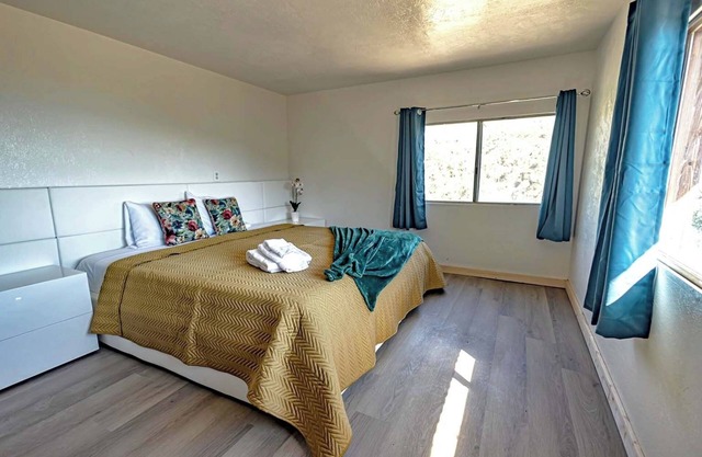 Enjoy Rustic Comfort near Outdoor Activities at Cozy Glamping Resort