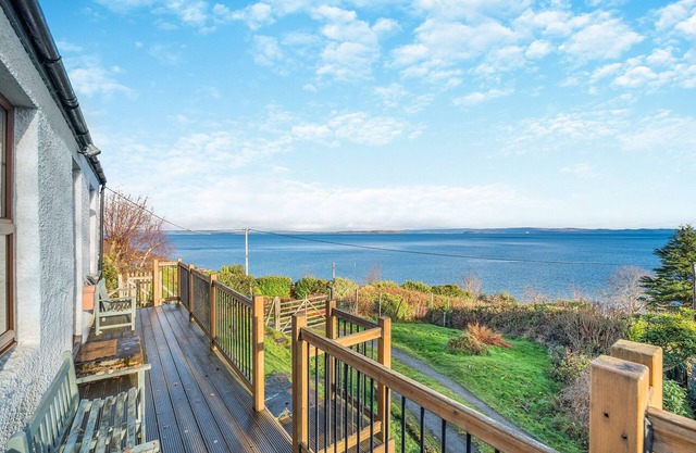 Alojamiento de 3 habitaciones en Corrie, near Brodick