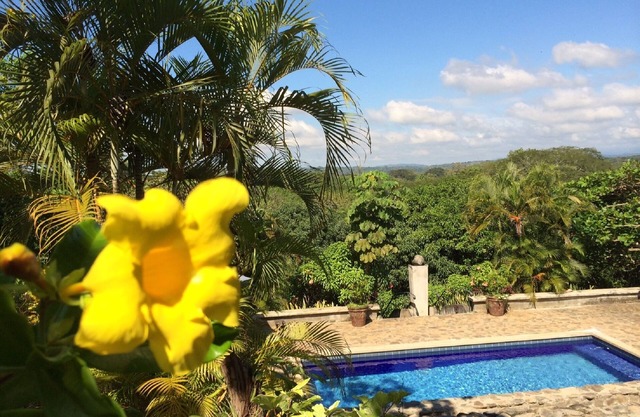 Disfrute de 1-7 casas en una finca privada cerrada