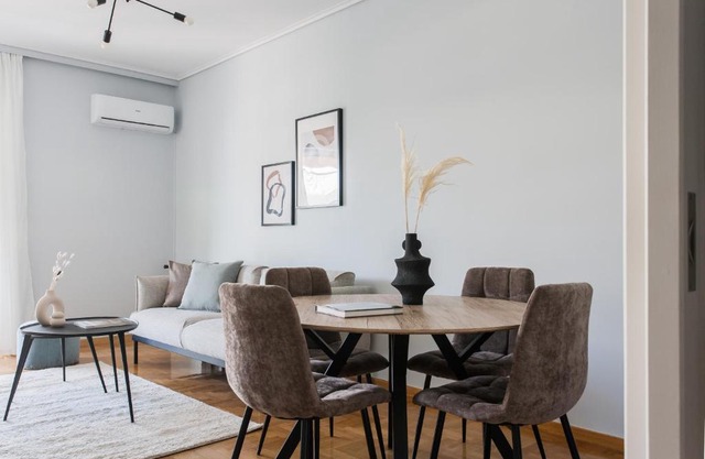 Enjoyable 2BR Apartment in Marousi by UPSTREET