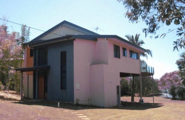 Enjoyable house with AC in Russell Island - 3 bedrooms, access to the water.