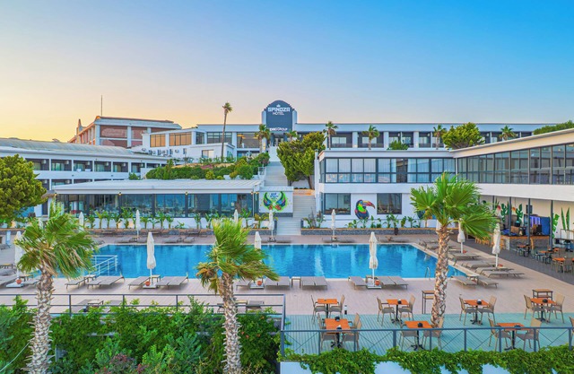 Enki Spinoza Thermal Resort Hotel