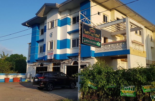 Enriquez Hotel