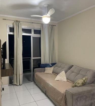 Enseada apartment accommodates up to 8 people