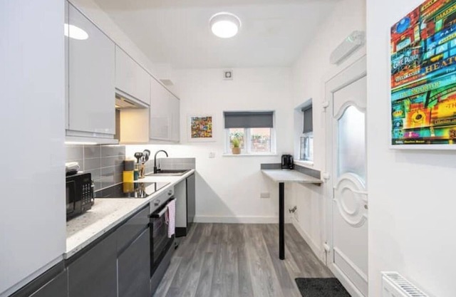 Ensuite Rooms w/Kitchen Access by Irwell Stays