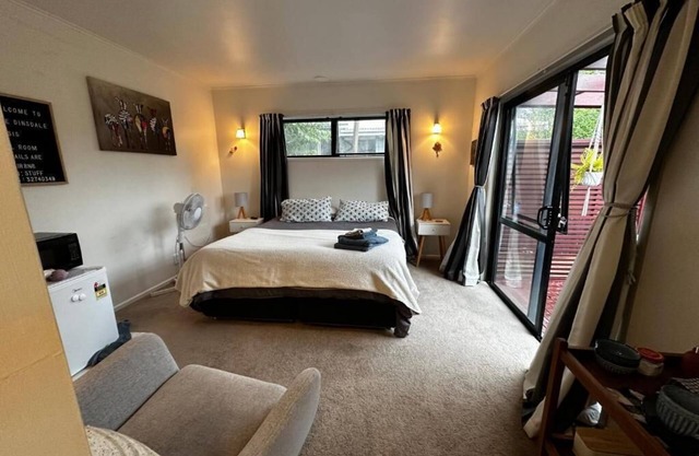 Ensuite Studio with Spa Pool