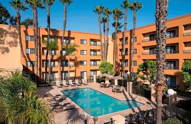 Ensuring a Very Comfortable & Memorable Stay! Near Hermosa Beach Pier