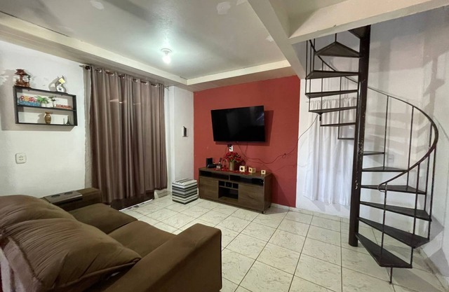 Entire 2 bedroom house close to Campeche beach and Morro das Pedras