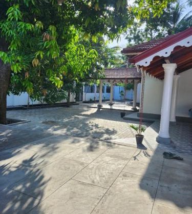 Entire 2 Bedroom Villa in Jaffna