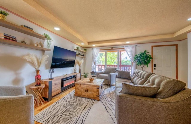 Entire 2596 sq ft house across parks and amenities with large fenced backyard