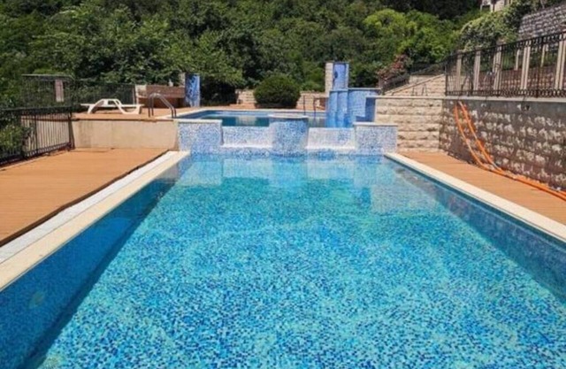 Entire Apartment in Herceg Novi. Swimming Pool, Nature Trail and nearby stream.
