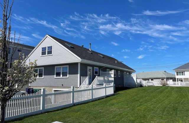Entire Beach House |Lawn | Steps to the Beach